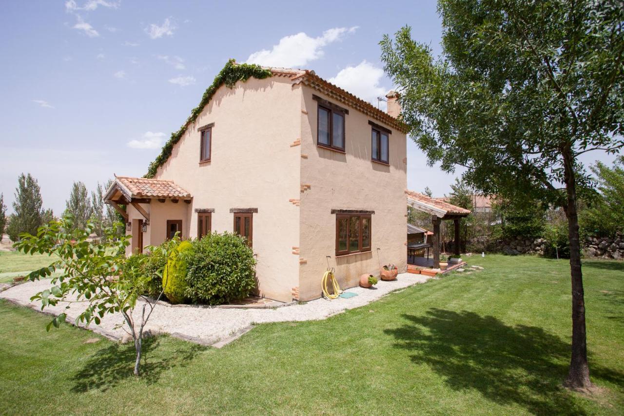 Preciosa Casa Lobos, Aislada E Independiente Otero de Herreros エクステリア 写真